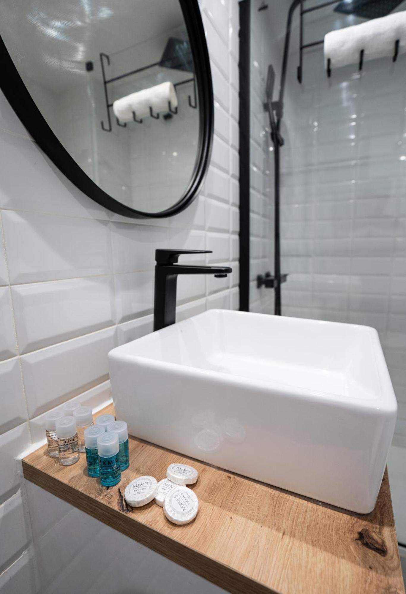 Loft A 10 Min Del Centro Historico De Madrid Aアパートメント エクステリア 写真